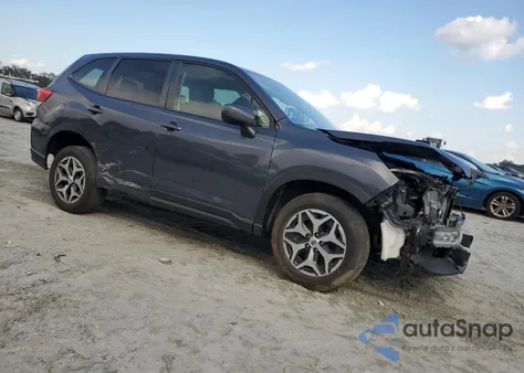 2022 Subaru Forester Premium z USA, uszkodzony, nr VIN JF2SKADCXNH448849